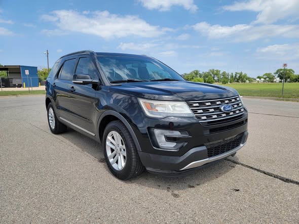 Freshly detailed black Ford SUV exterior
